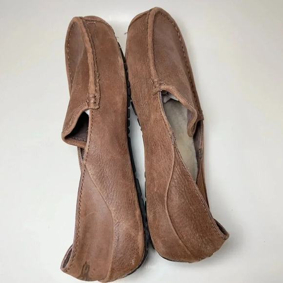Ugg Mens Size  10 Suede Dark Brown Moccasin Slippers - Picture 6 of 9